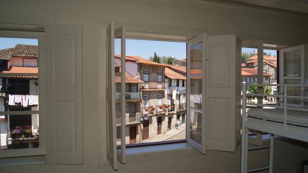 Santiago 31 Hostel Guimaraes Bilik gambar