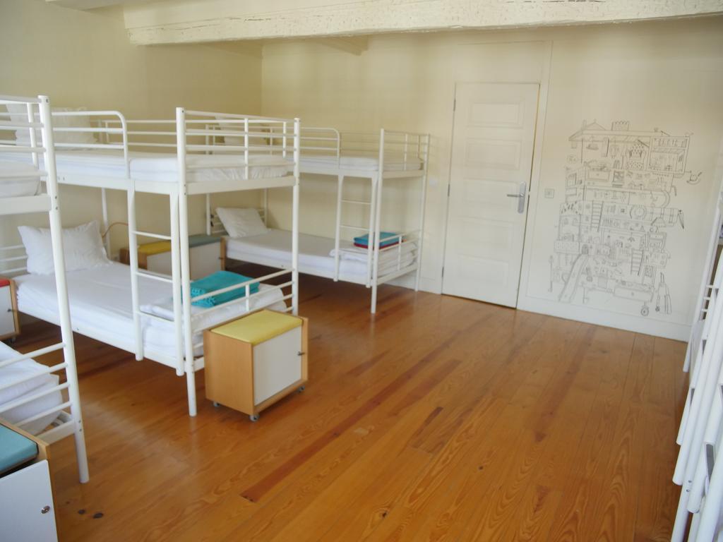 Santiago 31 Hostel Guimaraes Luaran gambar